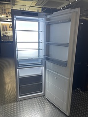 PANDO Frigo XL Tout Utile Intégrable Colonne 75cm 01